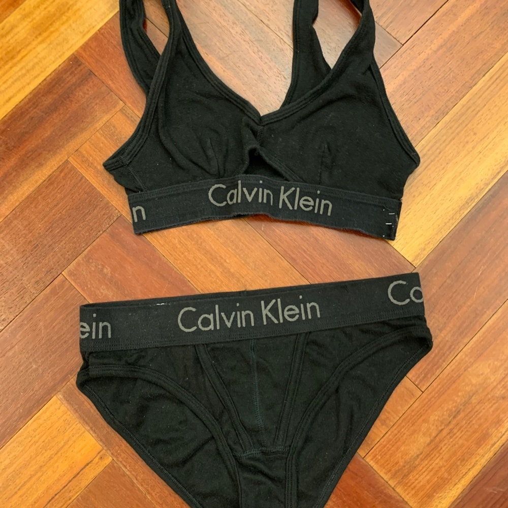 Calvin Klein set